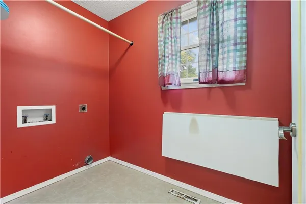 $138,000 | 1302 West 4th Street, Coffeyville, KS 67337