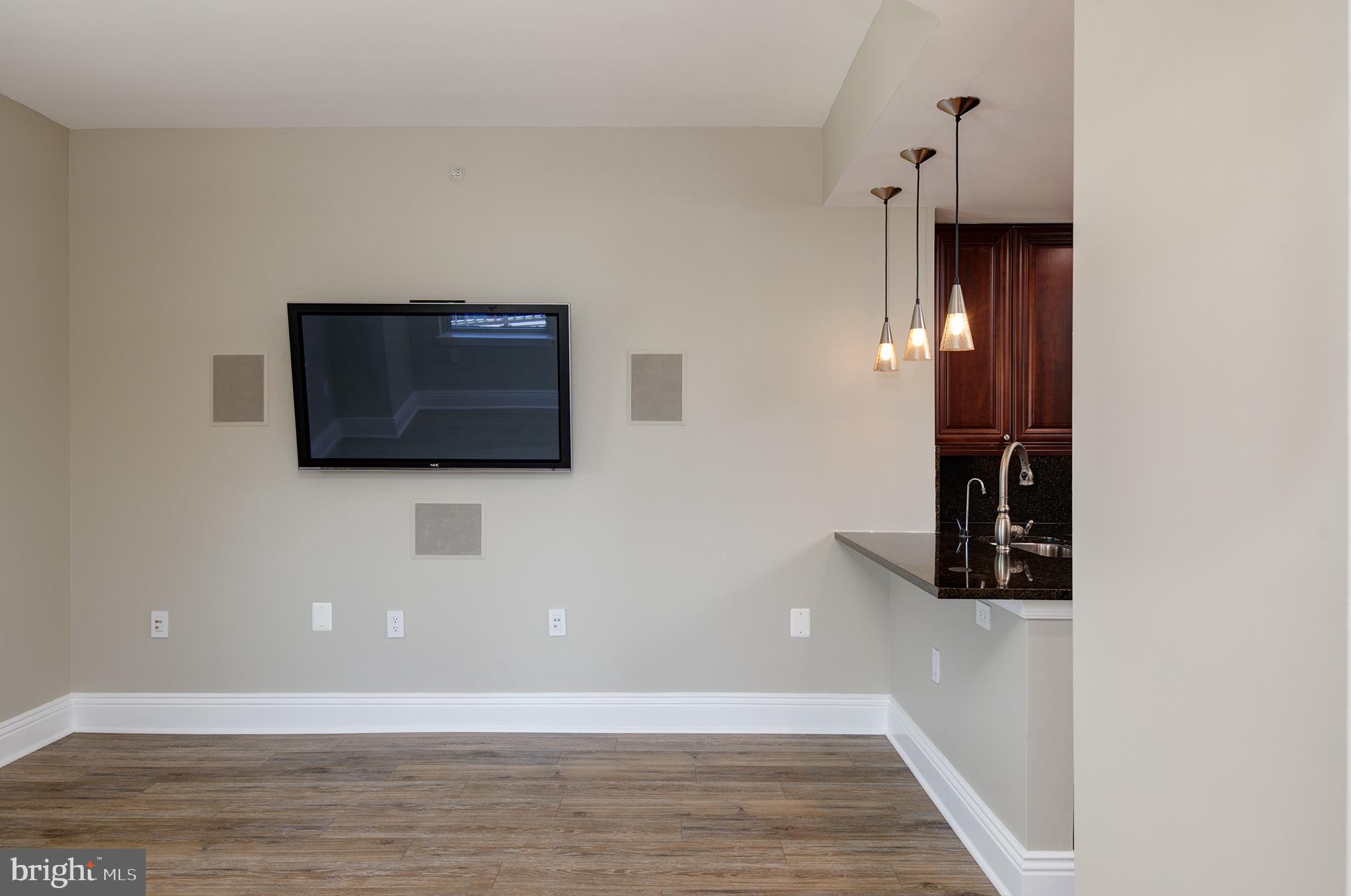 11990 Market Street, Unit 1402 Reston, VA 20190 - Photo 23 of 62 Gallery Image 23