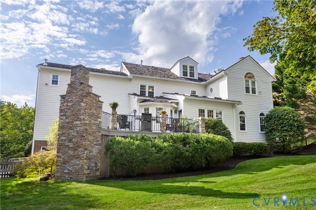 407 Lynchell Place Henrico, VA 23238 - Photo 50 of 50 a front view of a house with a garden