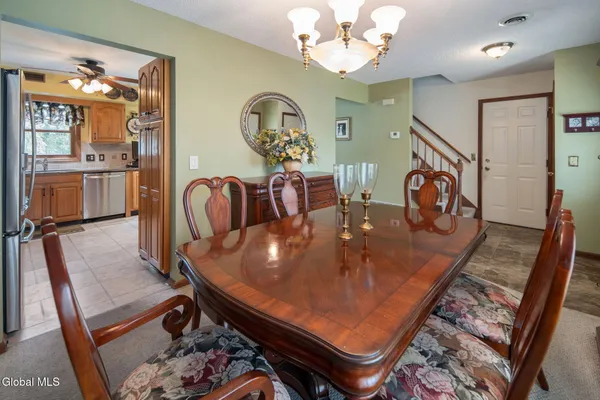 $339,000 | 2 Cartwheel Drive, Scotia, NY 12302