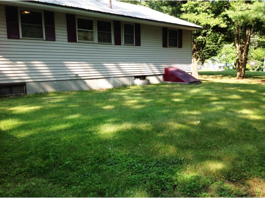 34 Eastview Road Keene, NH 03431 - Photo 2 of 15