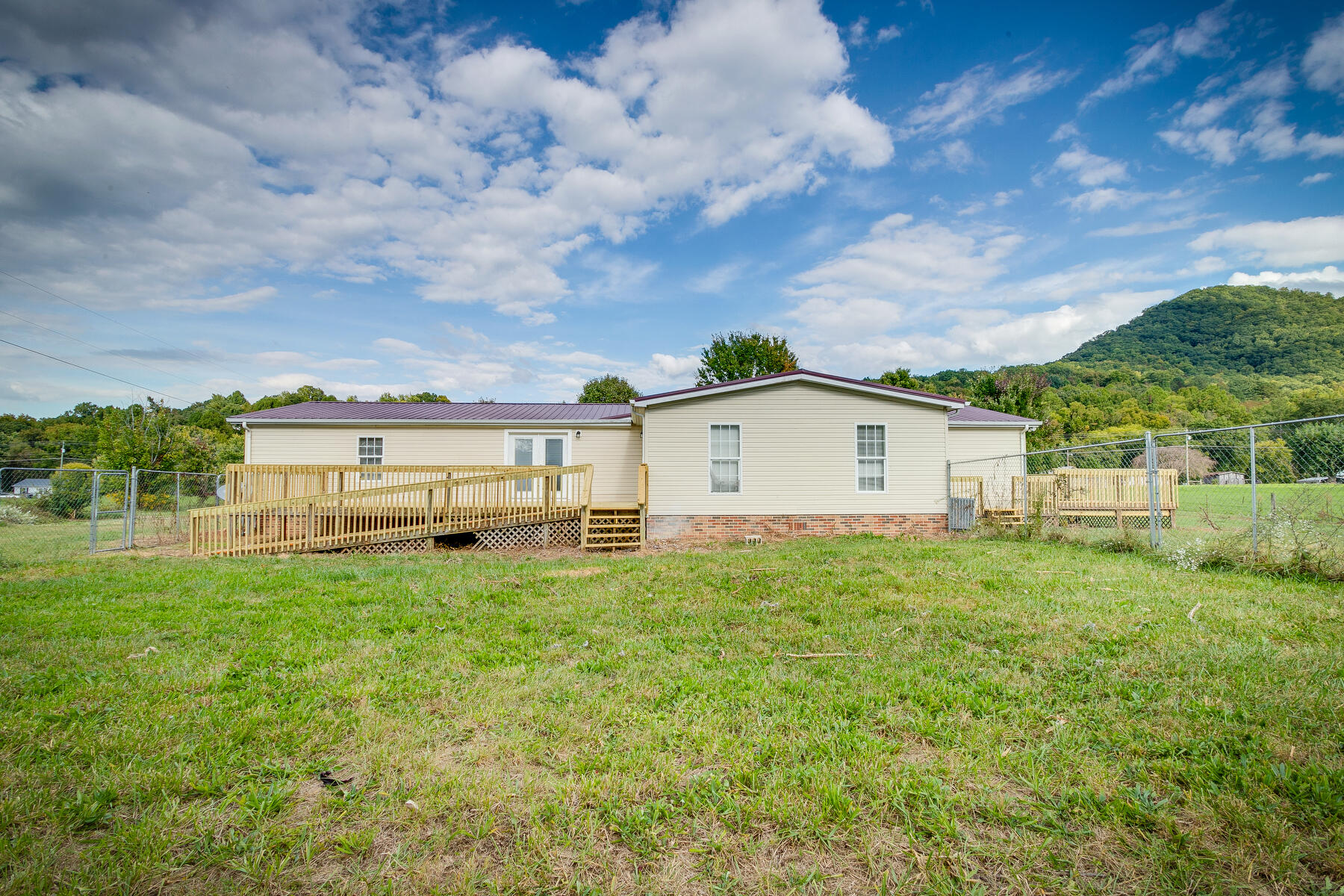 134 Clarks Creek Road Jonesborough, TN 37659 - Photo 38 of 52 036