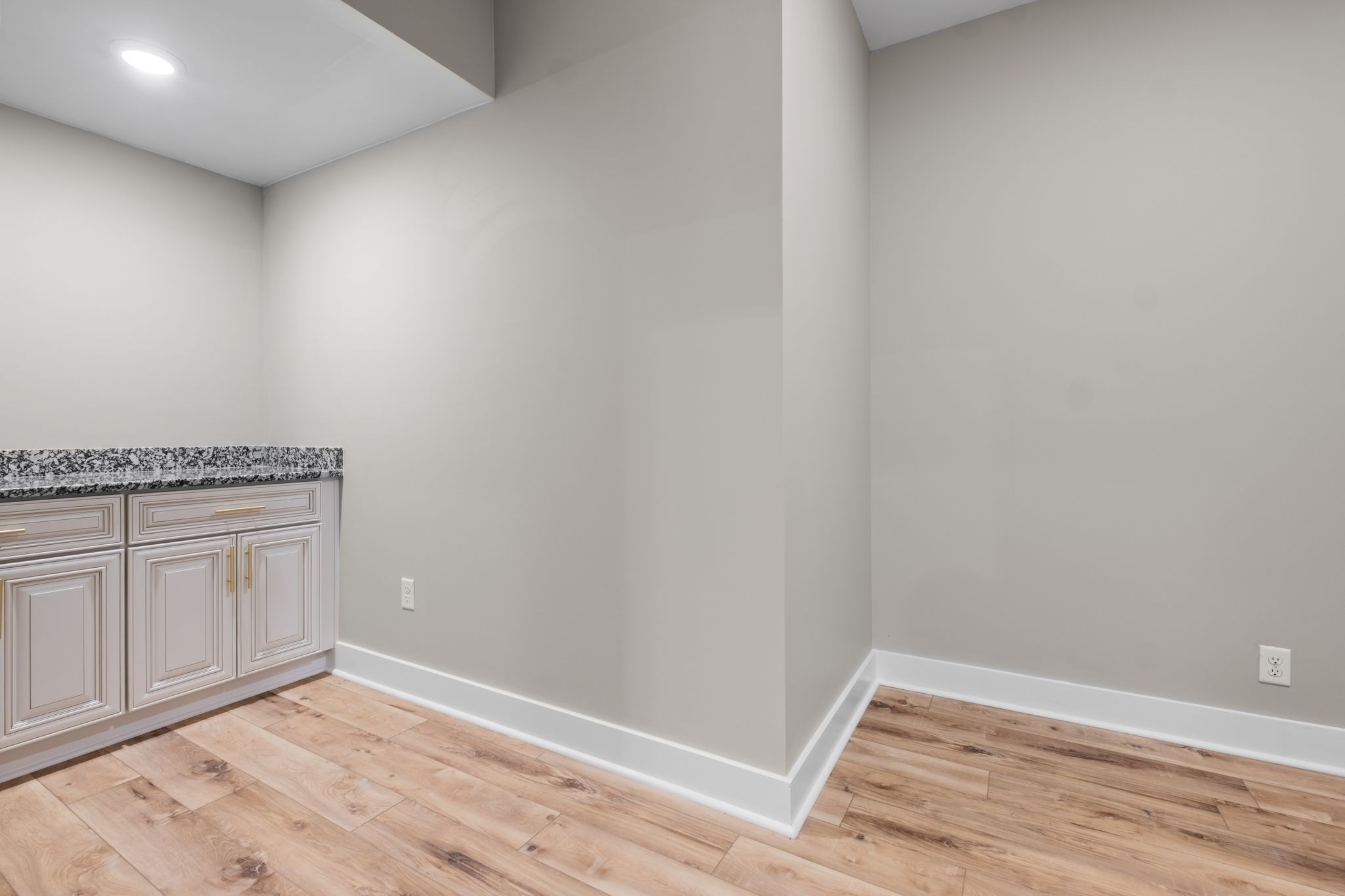 672 Sullivan Bend Road Elmwood, TN 38560 - Photo 24 of 39 a view of an empty room