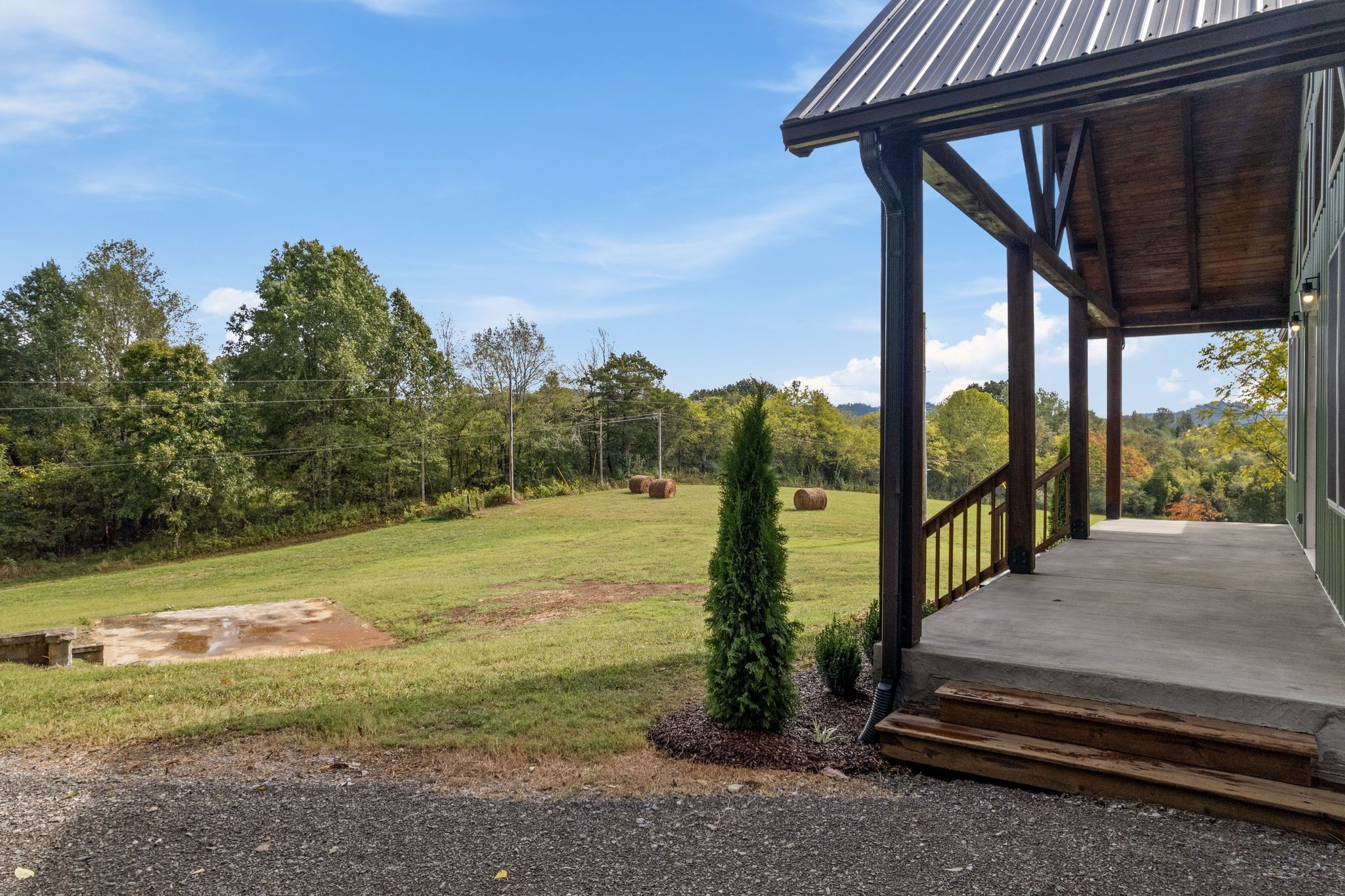672 Sullivan Bend Road Elmwood, TN 38560 - Photo 8 of 39 a view of outdoor space with seating area