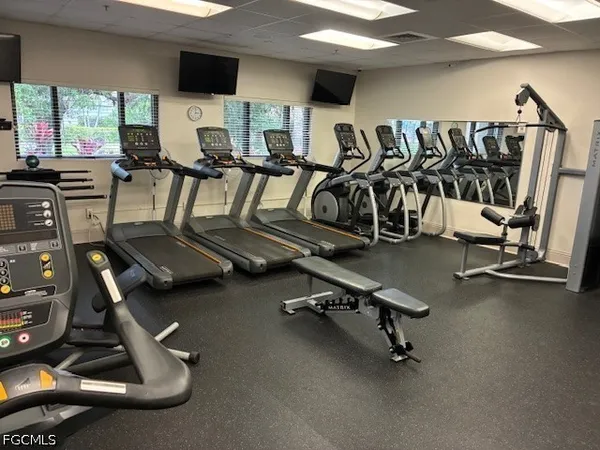 $525,000 | 9750 Sassafras Court, Estero, FL 33928