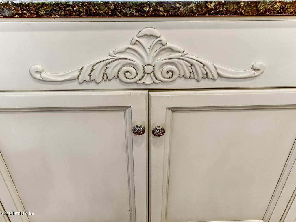 1036 Elder Lane Jacksonville, FL 32207 - Photo 27 of 79 Customized woodwork