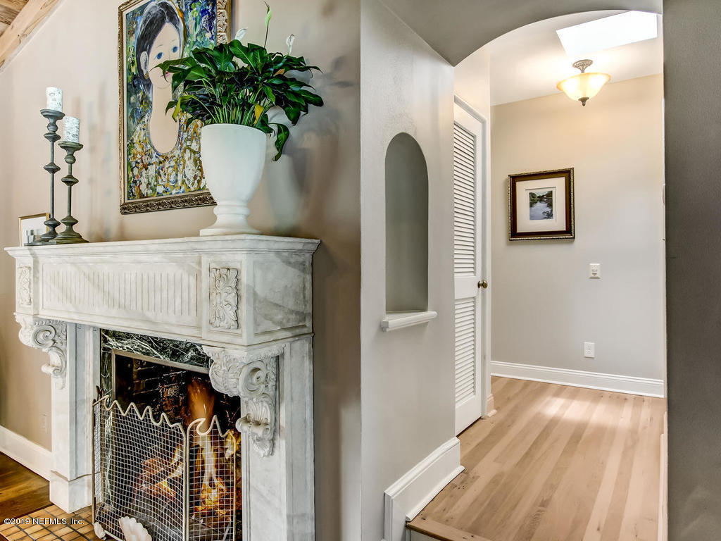 1036 Elder Lane Jacksonville, FL 32207 - Photo 42 of 79 a view of living room