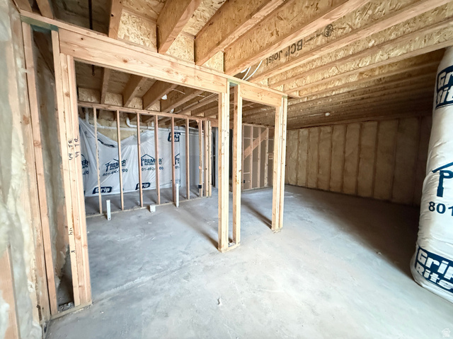 809 South 270th Street East, Unit 2 Smithfield, UT 84335 - Photo 19 of 23 View of miscellaneous room