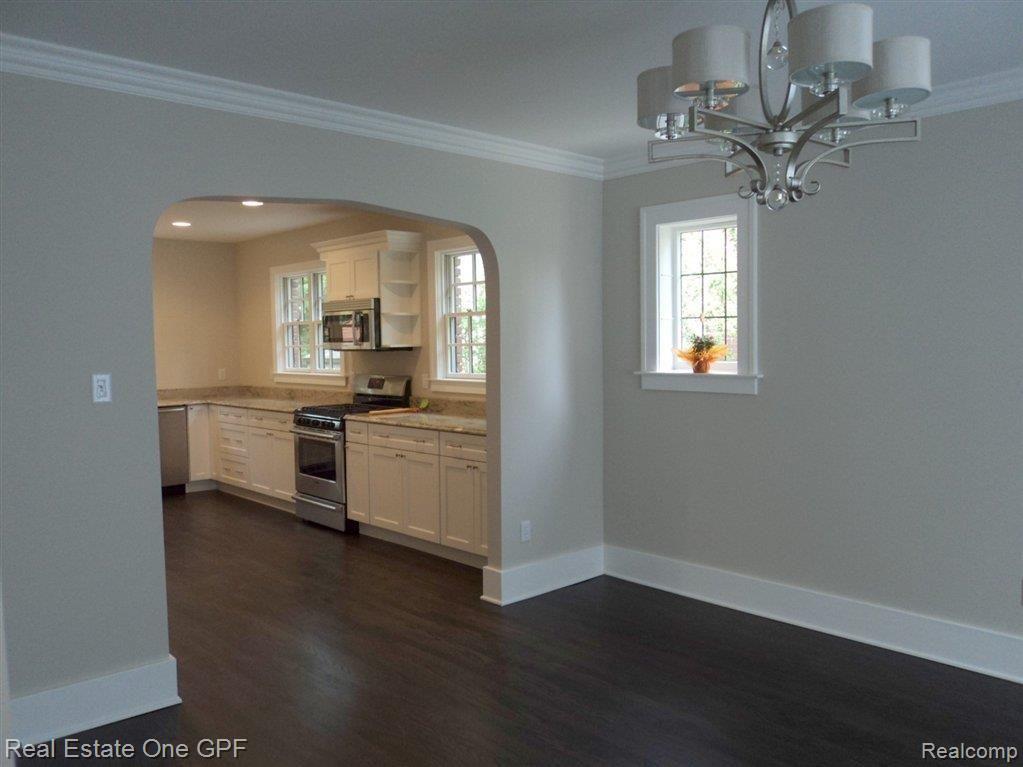 1309 Yorkshire Road Grosse Pointe, MI 48230 - Photo 7 of 25 DSC01469.JPG