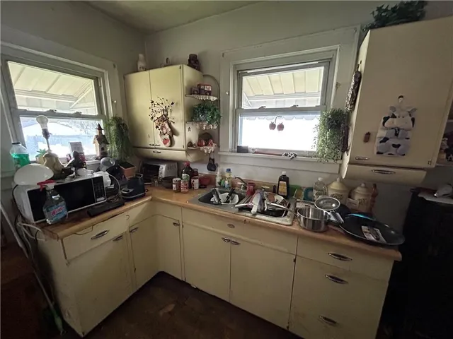 $99,950 | 208 Orchard Street, Pittsburgh, PA 15225