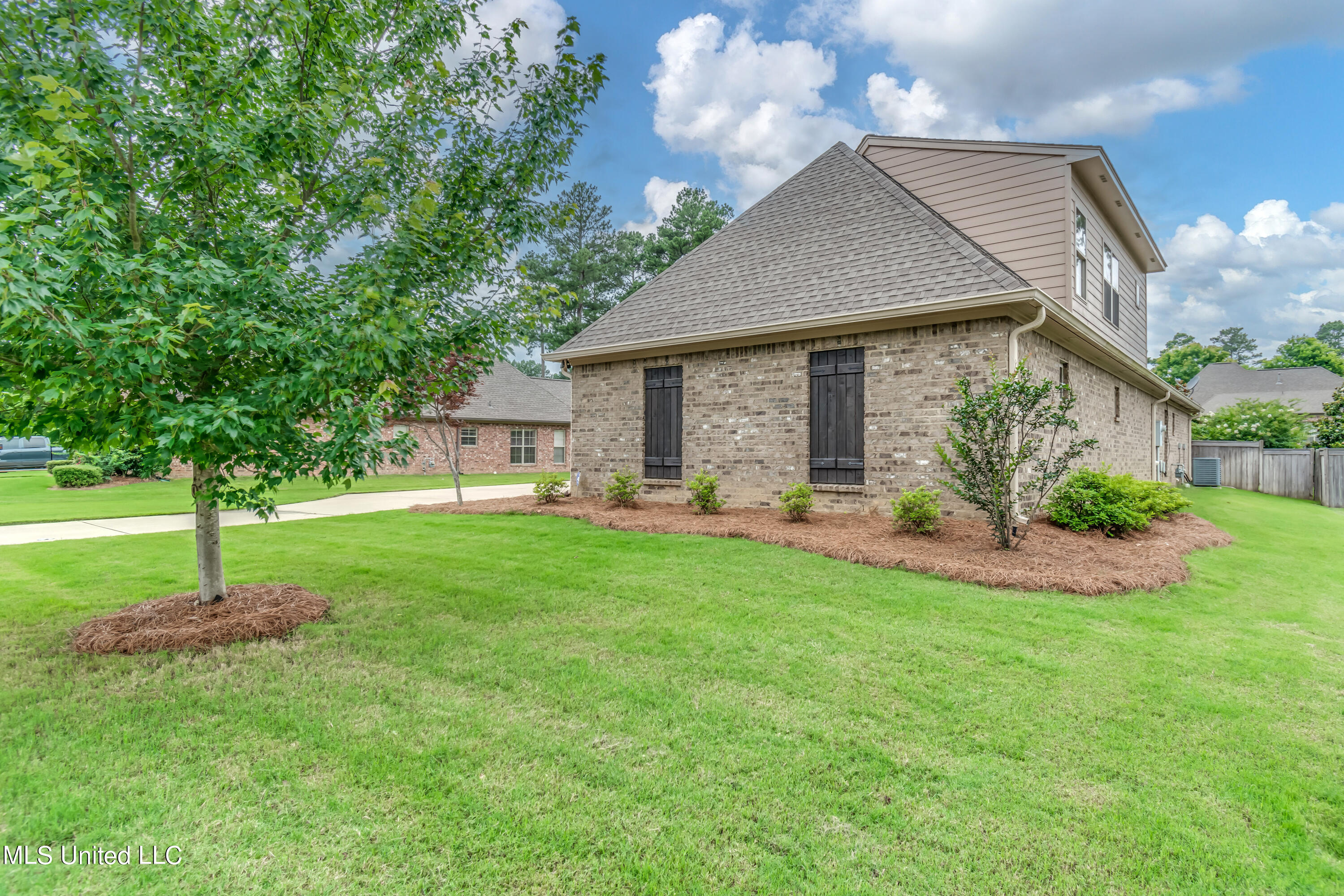 110 Grayhawk Drive Madison, MS 39110 - Photo 65 of 65 110 Grayhawk Dr-67