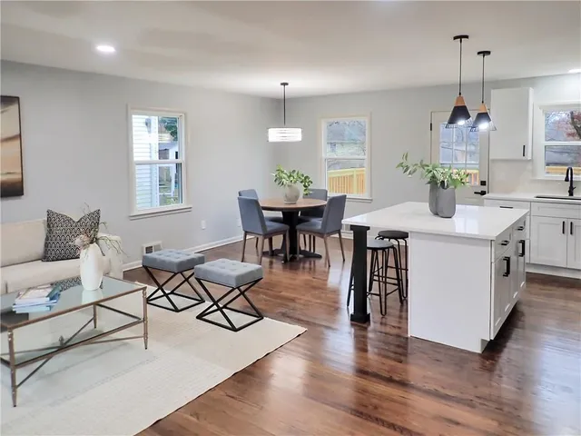 $280,000 | 11204 Cleveland Avenue, Kansas City, MO 64137