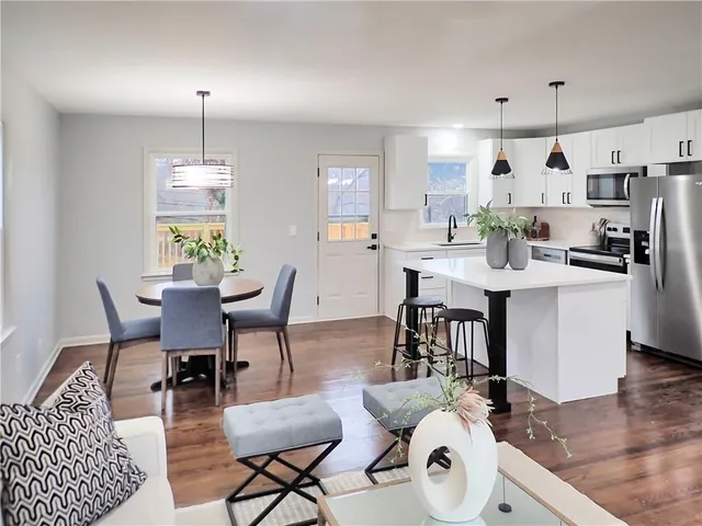 $280,000 | 11204 Cleveland Avenue, Kansas City, MO 64137