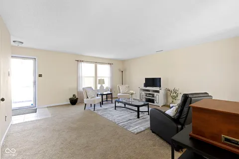 $293,000 | 7435 Bluebird Court, Indianapolis, IN 46254