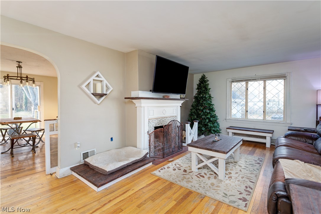7244 Avon Belden Road North Ridgeville, OH 44039 - Photo 4 of 28