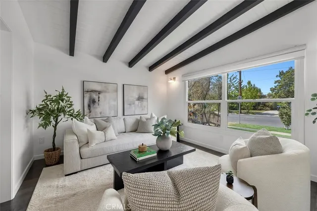 $2,199,000 | 2828 Military Avenue, Rancho Park, CA 90064