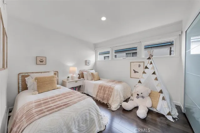 $2,199,000 | 2828 Military Avenue, Rancho Park, CA 90064