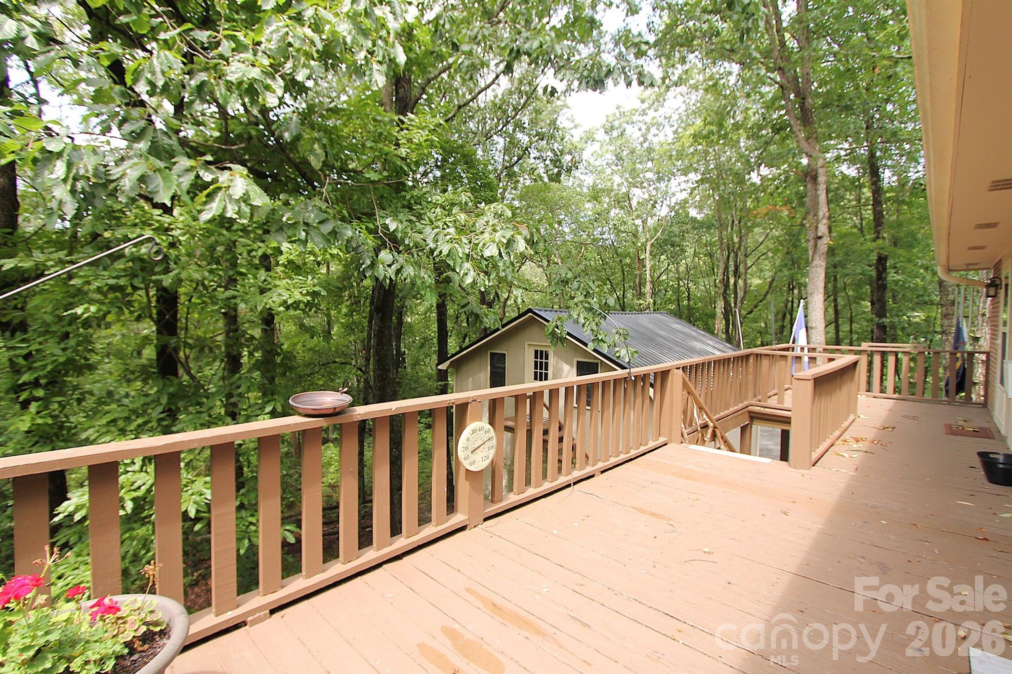 86 Pine Ridge Road Hendersonville, NC 28792 - Photo 4 of 31 Gallery Image 4