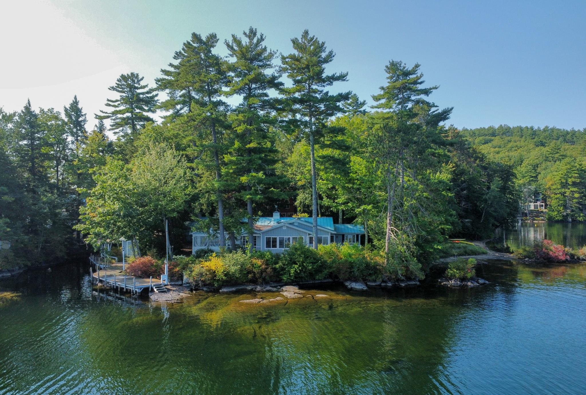 40 Oak Island Road Meredith, NH 03253 - Photo 1 of 38