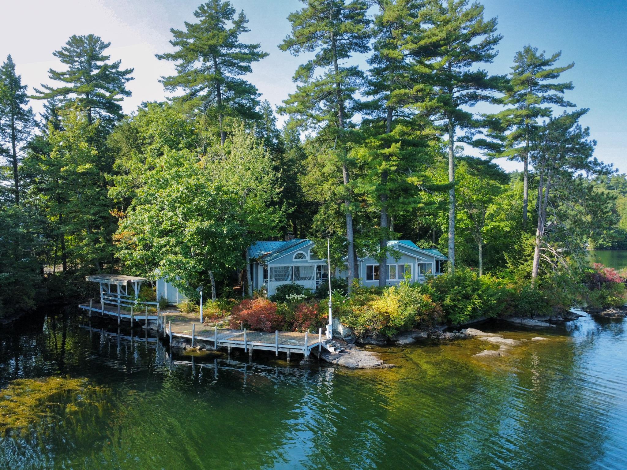 40 Oak Island Road Meredith, NH 03253 - Photo 2 of 38