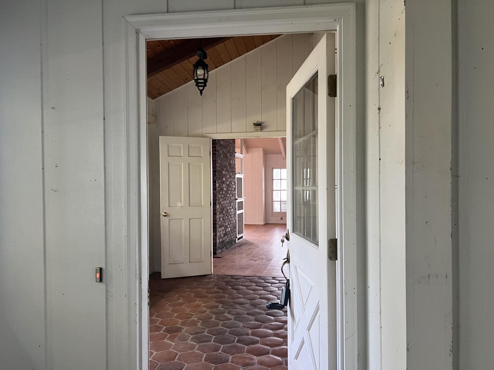40 Oak Island Road Meredith, NH 03253 - Photo 10 of 38