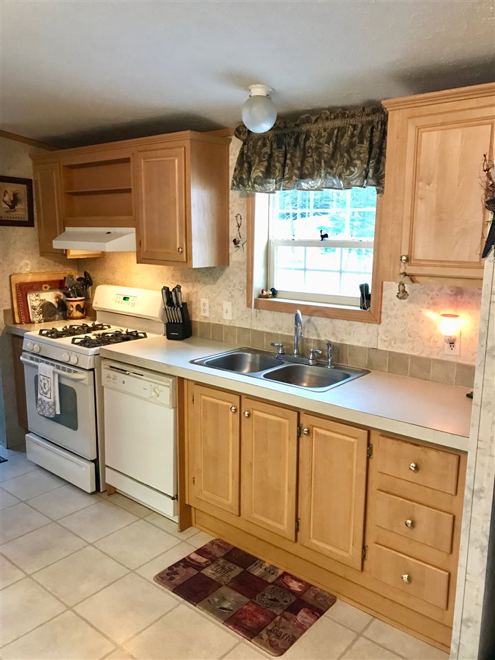 44 Collinswood Road Stewartstown, NH 03576 - Photo 15 of 38