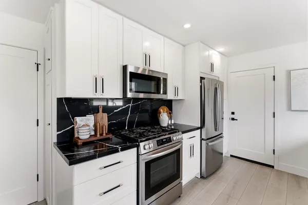 $1,599,000 | 2891 Cottonwood Drive, San Bruno, CA 94066