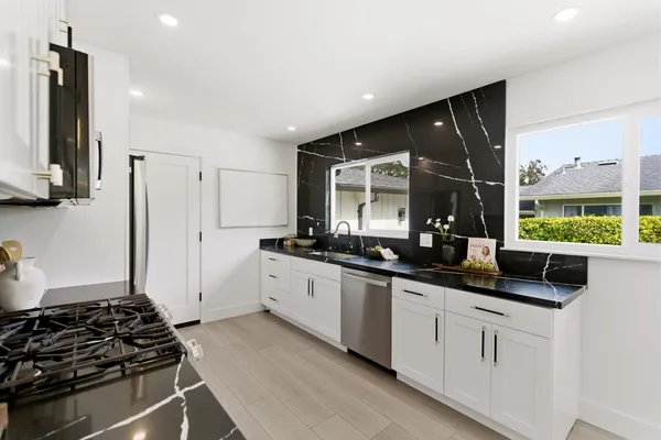 $1,599,000 | 2891 Cottonwood Drive, San Bruno, CA 94066