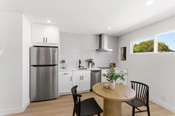 $1,599,000 | 2891 Cottonwood Drive, San Bruno, CA 94066