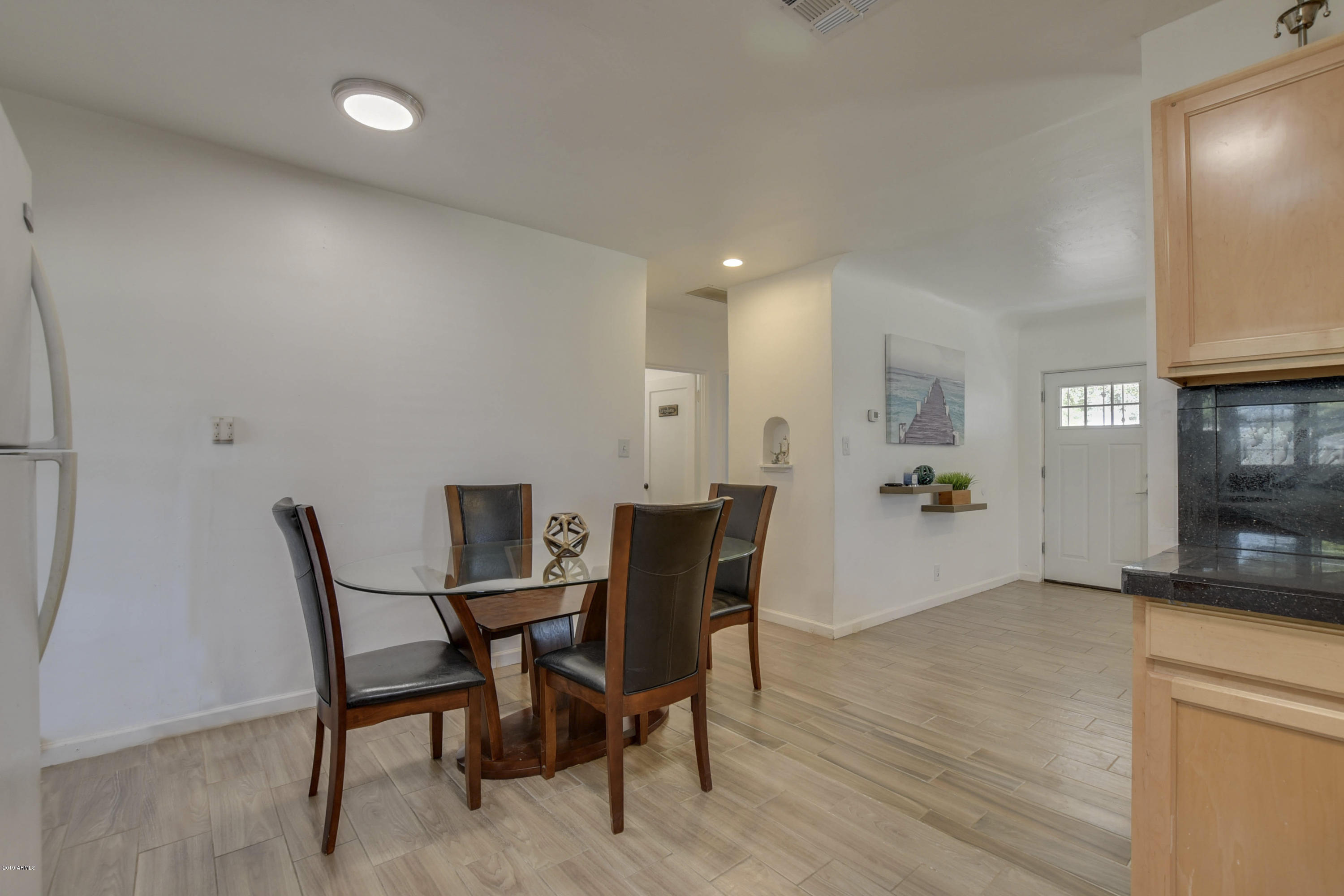 2422 East Cheery Lynn Road Phoenix, AZ 85016 - Photo 6 of 36 2422 E Cherry Lynn Rd_9