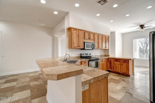 $3,600 | 14810 North Fountain Hills Boulevard, Fountain Hills, AZ 85268