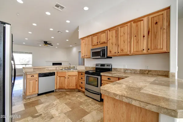 $3,600 | 14810 North Fountain Hills Boulevard, Fountain Hills, AZ 85268