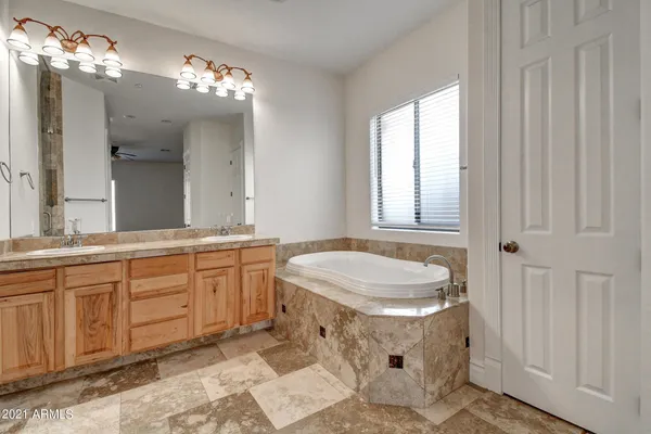$3,600 | 14810 North Fountain Hills Boulevard, Fountain Hills, AZ 85268