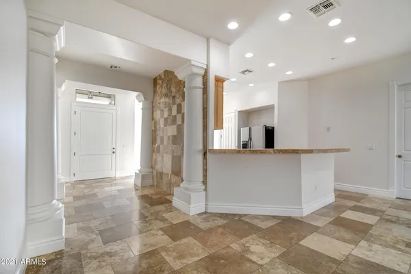 $3,600 | 14810 North Fountain Hills Boulevard, Fountain Hills, AZ 85268