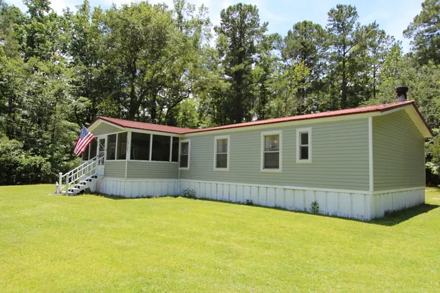 $195,000 | 131 Gloverville Lane, Round O, SC 29474