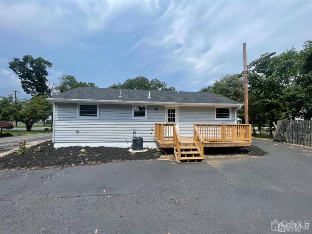 656 Buckshutem Road Bridgeton, NJ 08302 - Photo 4 of 13 Gallery Image 4
