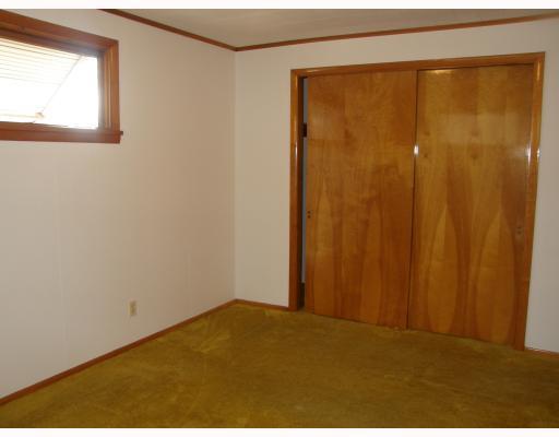 1073 Dale Road Jefferson Hills, PA 15332 - Photo 11 of 16 Interior Space/Layout.