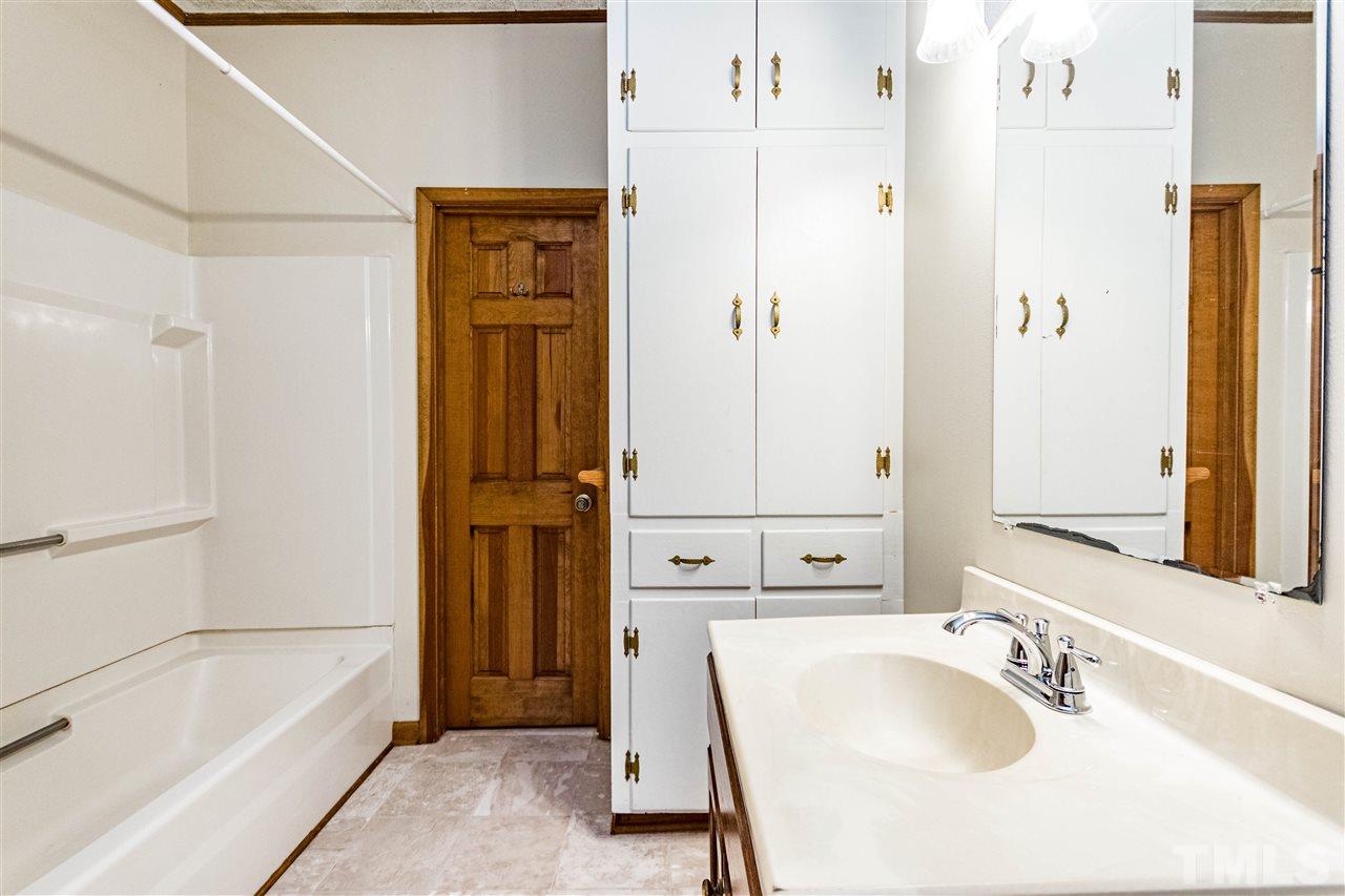 9697 Applewhite Road Wendell, NC 27591 - Photo 16 of 30 Gallery Image 16