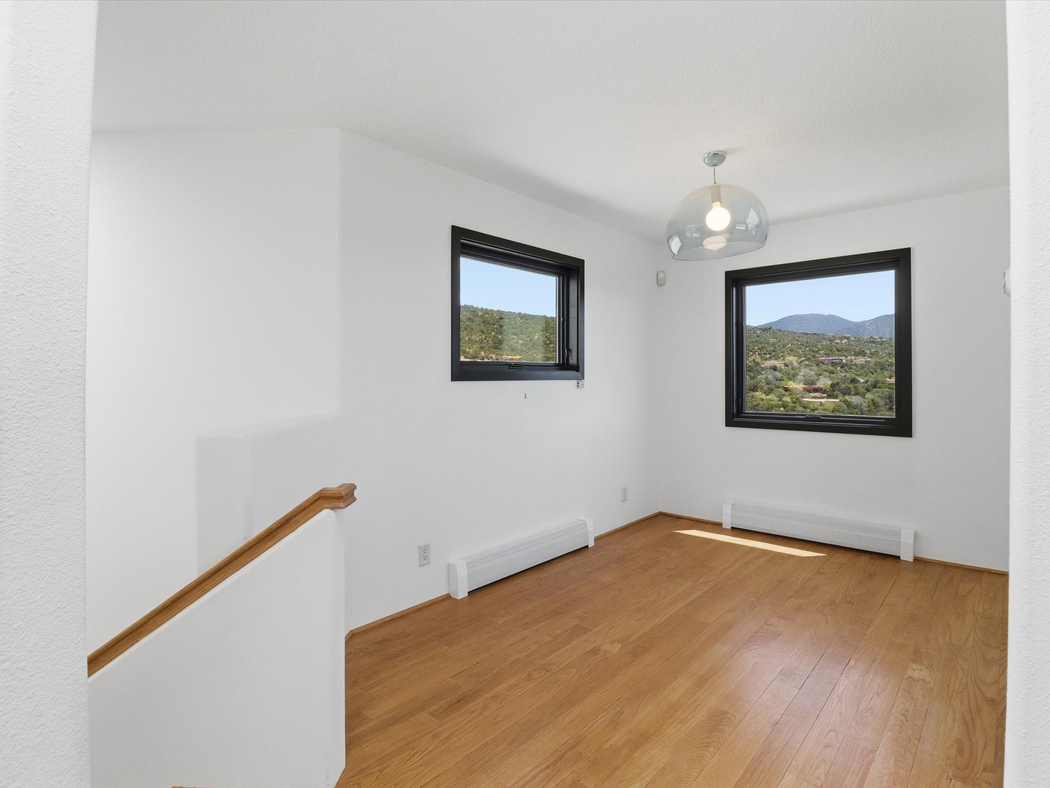 975 Indian Ridge Road Santa Fe, NM 87501 - Photo 31 of 67 Flex space in primary suite