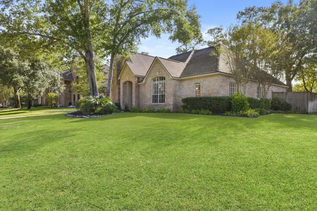 $334,900 | 5827 Ashmere Lane, Spring, TX 77379