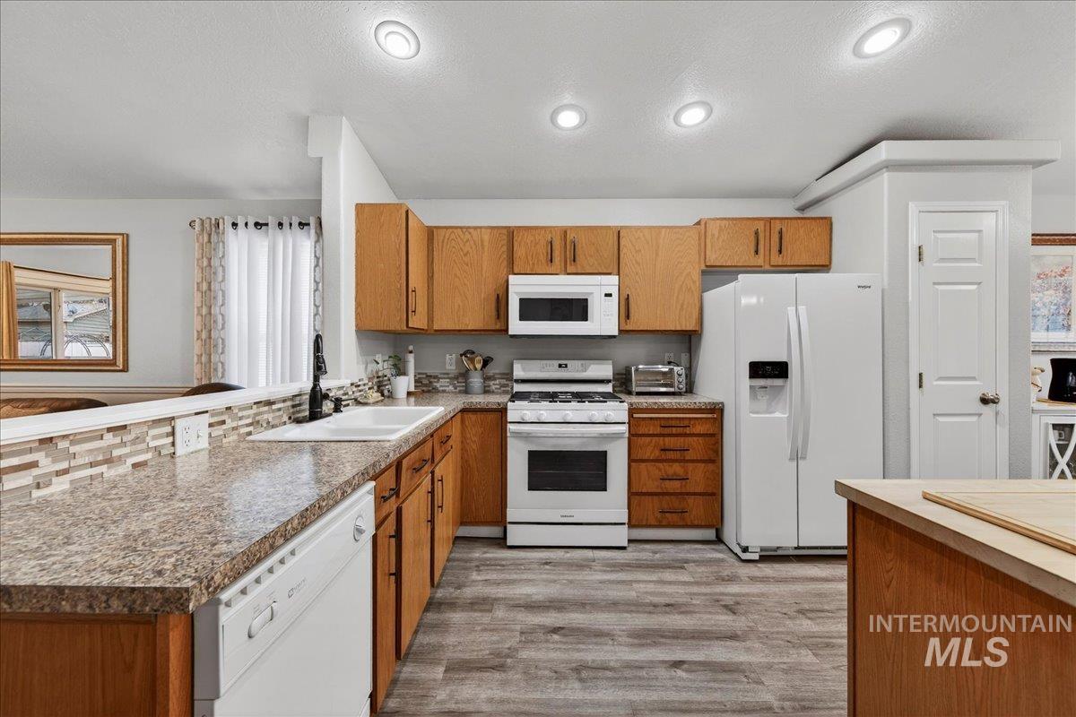 827 Mason Loop Nampa, ID 83686 - Photo 4 of 32