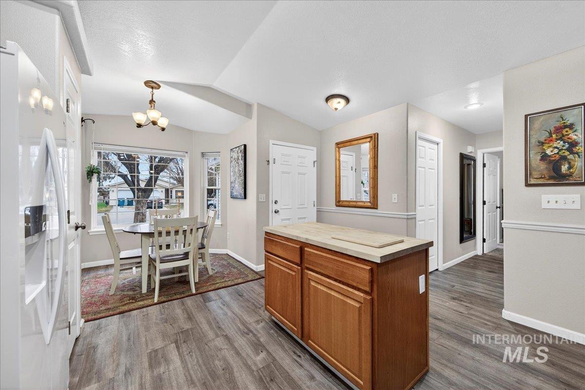 827 Mason Loop Nampa, ID 83686 - Photo 8 of 32