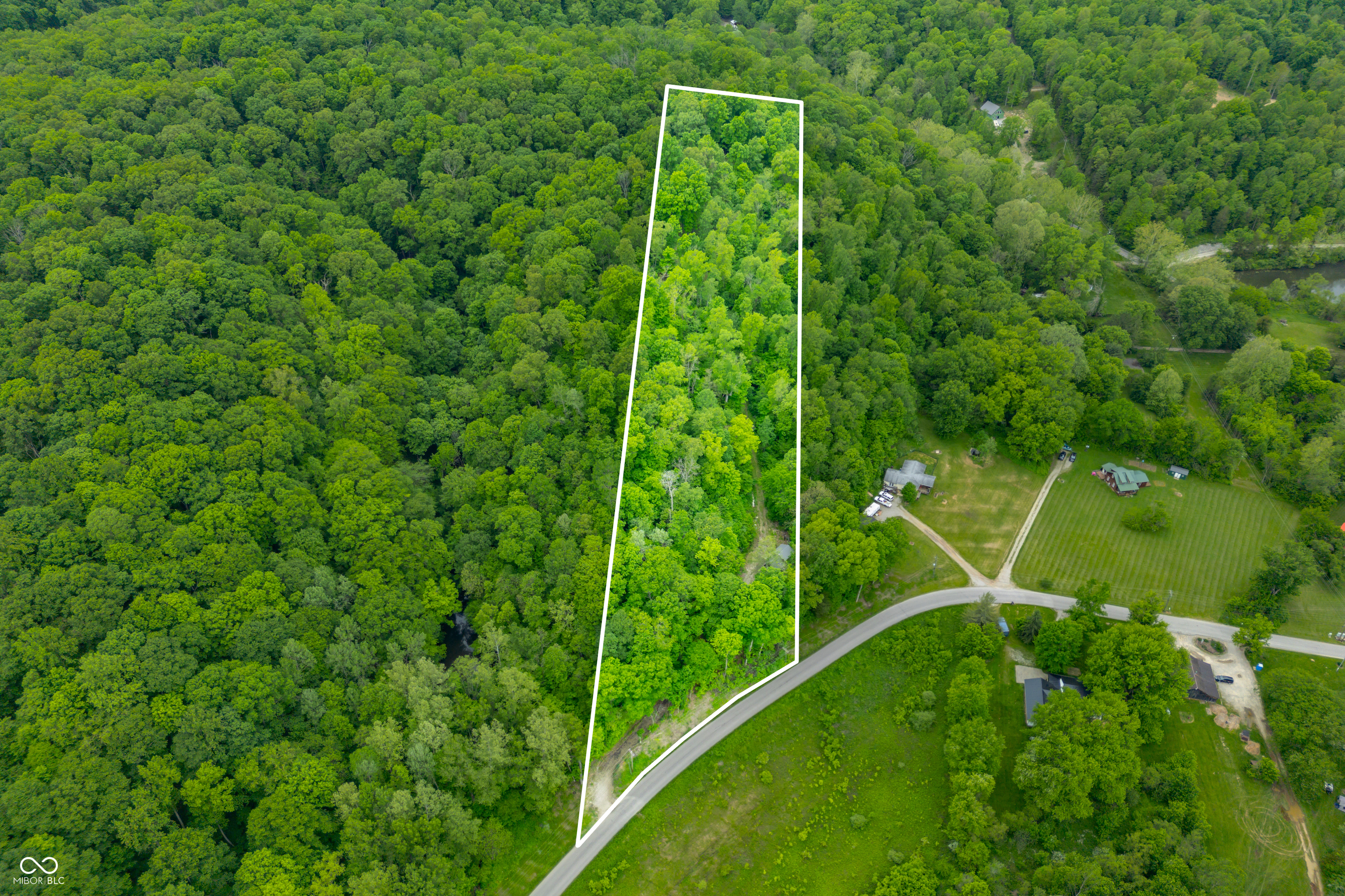 4414 Salt Creek Road Nashville, IN 47448 - Photo 9 of 13
