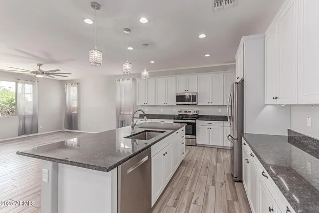 $599,820 | 8010 West Atlantis Way, Phoenix, AZ 85043