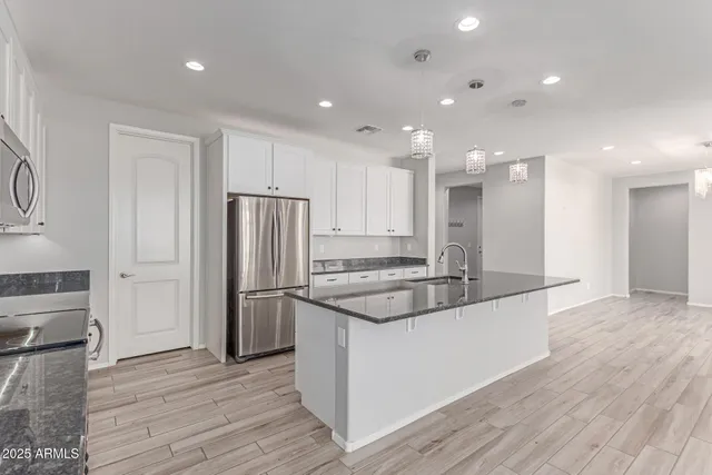 $599,820 | 8010 West Atlantis Way, Phoenix, AZ 85043