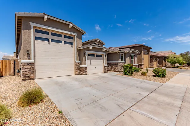 $599,820 | 8010 West Atlantis Way, Phoenix, AZ 85043