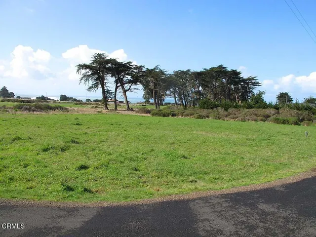 a view of outdoor space with mountain view