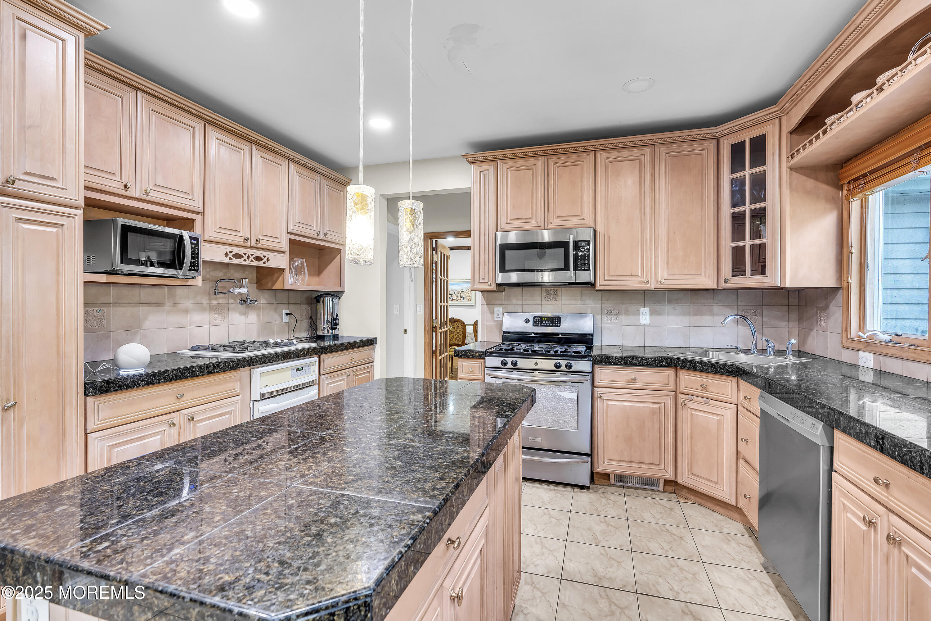 100 Case Road Lakewood, NJ 08701 - Photo 11 of 23 018_dsc01345_313