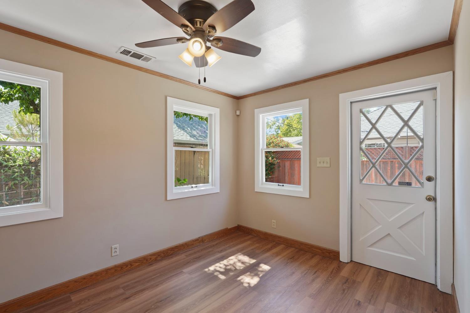 411 Bedford Road Stockton, CA 95204 - Photo 22 of 45