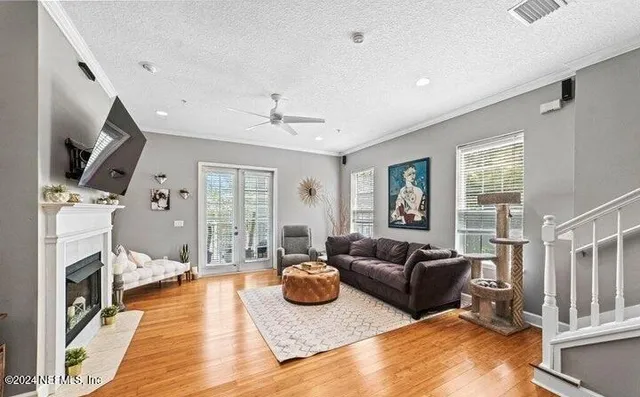 $4,000 | 400 14th Avenue North, Unit D, Jacksonville Beach, FL 32250